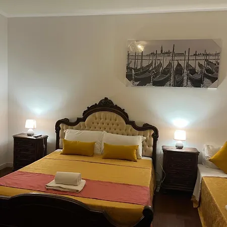 Venice Popular Homestay *