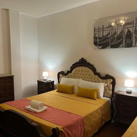Venice Popular Homestay *