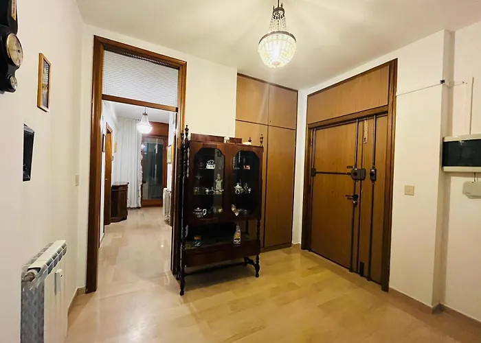 Проживание в семье Venice Popular Местре