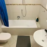 Проживание в семье Venice Popular
