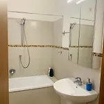 Проживание в семье Venice Popular